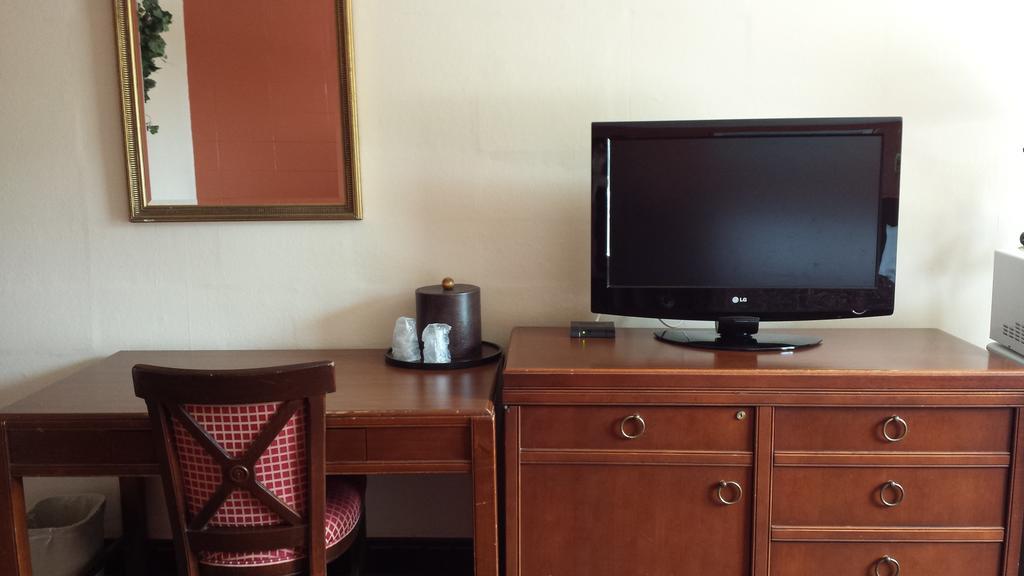 Midtown Hotel Parry Sound Luaran gambar
