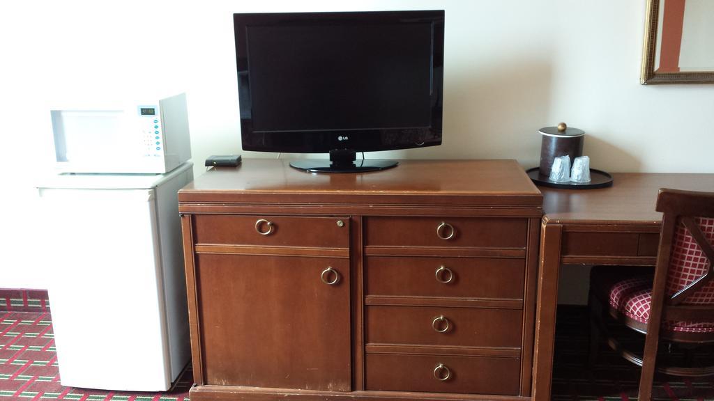 Midtown Hotel Parry Sound Luaran gambar